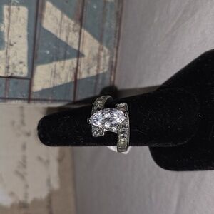 Marquis CZ Silvertone Ring J34